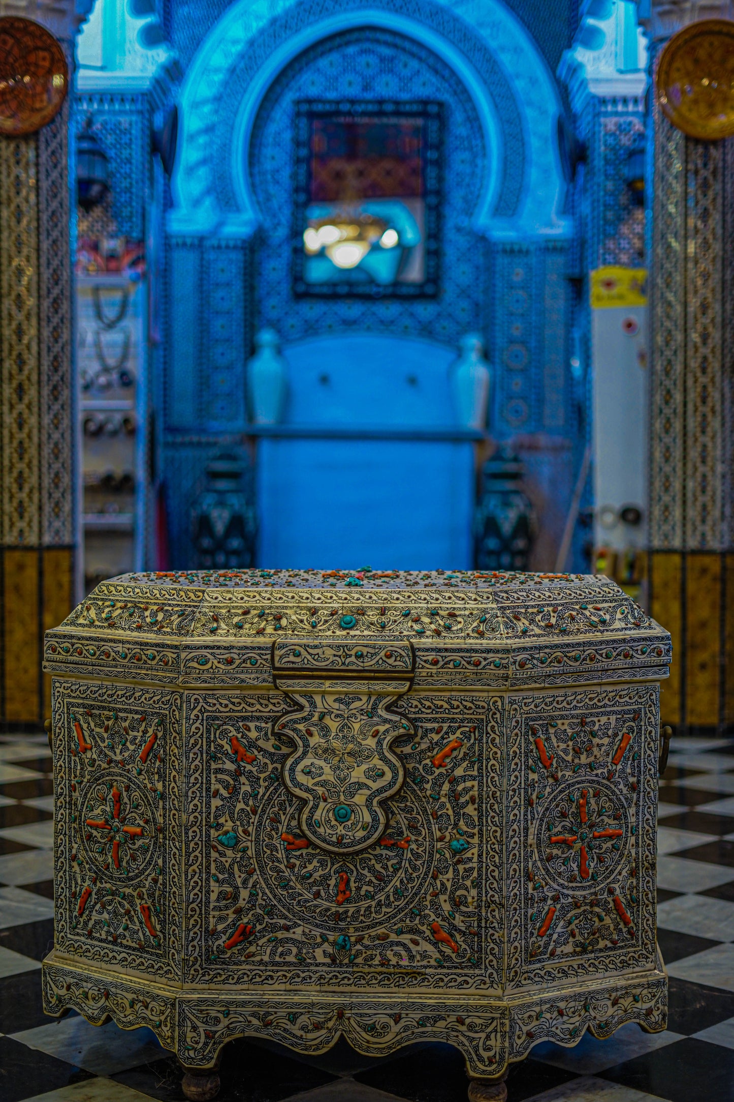 Ivory Pearl Grand Handcrafted Chest