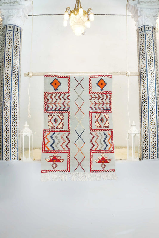 Aabir - Glaoui vintage rug 3.8' x 5.4'/ 118x166cm