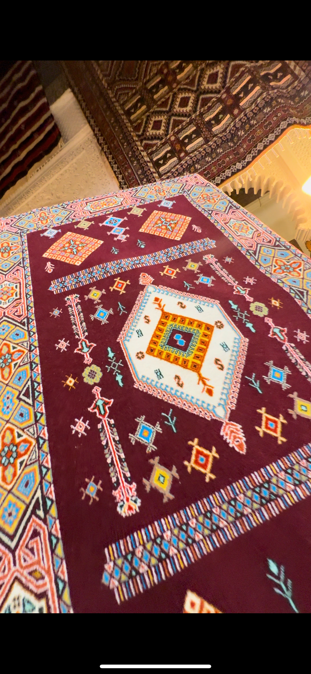 Royal handwoven diamond red rug