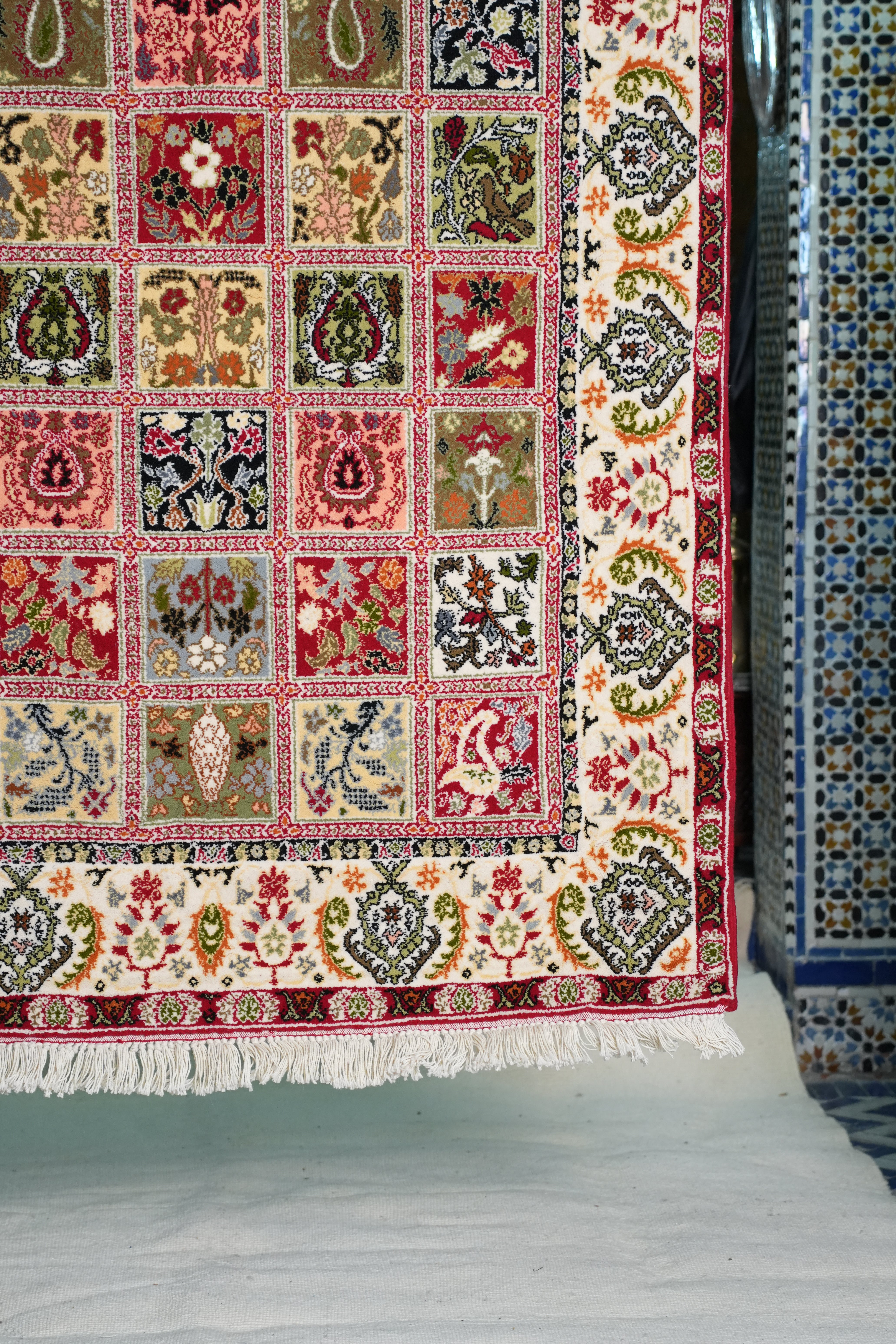 Lobna Extra Royal Rug