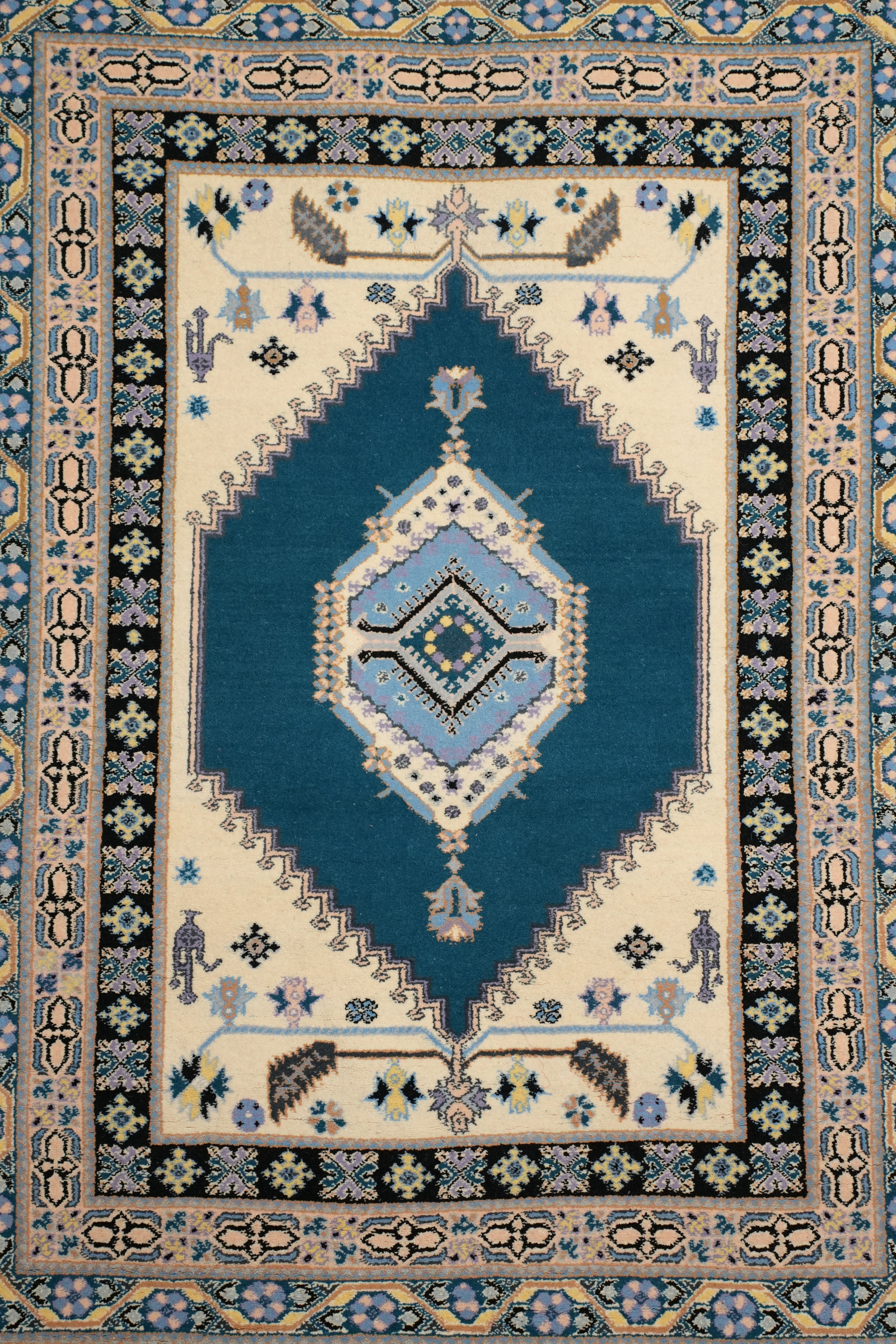 Nila Extra Rug